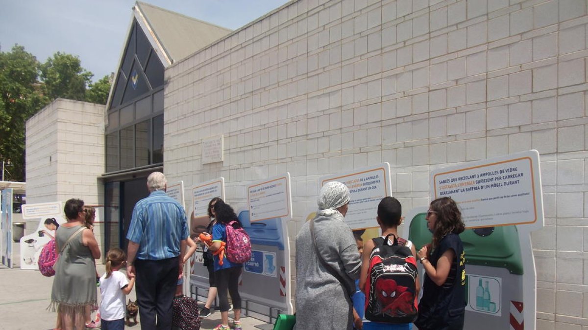 Vuelve a Vila-seca la campaña '+Vila-neta, +civisme'