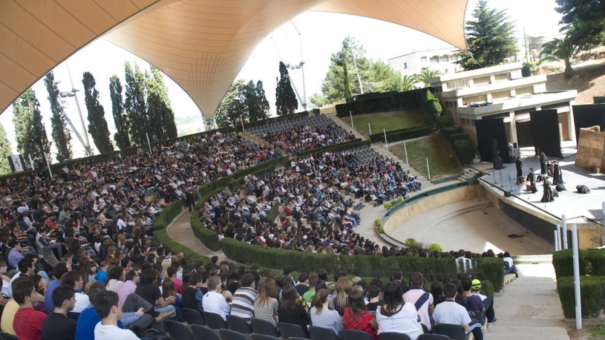 Un informe detallará las carencias y el coste de arreglar el Camp de Mart