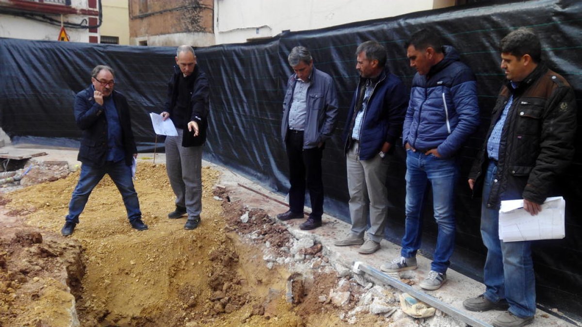 Encuentran el acceso a un refugio aniteri de la guerra civil en Vandellós