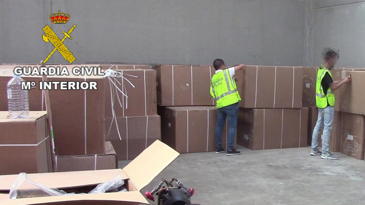 Una imagen de archivo de la Guardia Civil durante una operación.