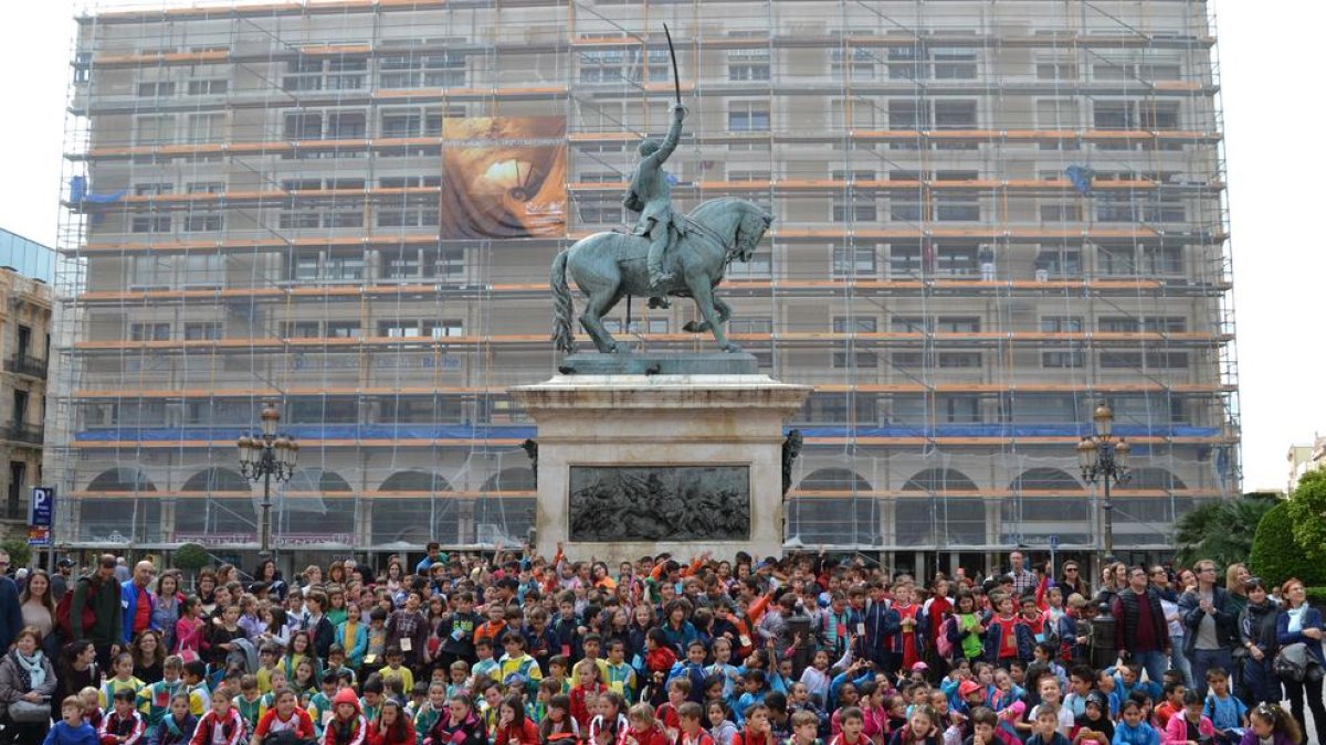 Alumnes de 6 centres educatius participen en la 3a Trobada Escolar d'Escacs a Reus