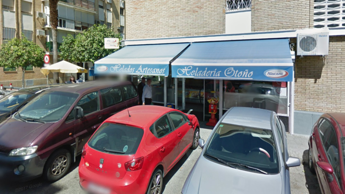 Una geladera estrangula a un cliente después de una pelea y coloca el cuerpo en una nevera