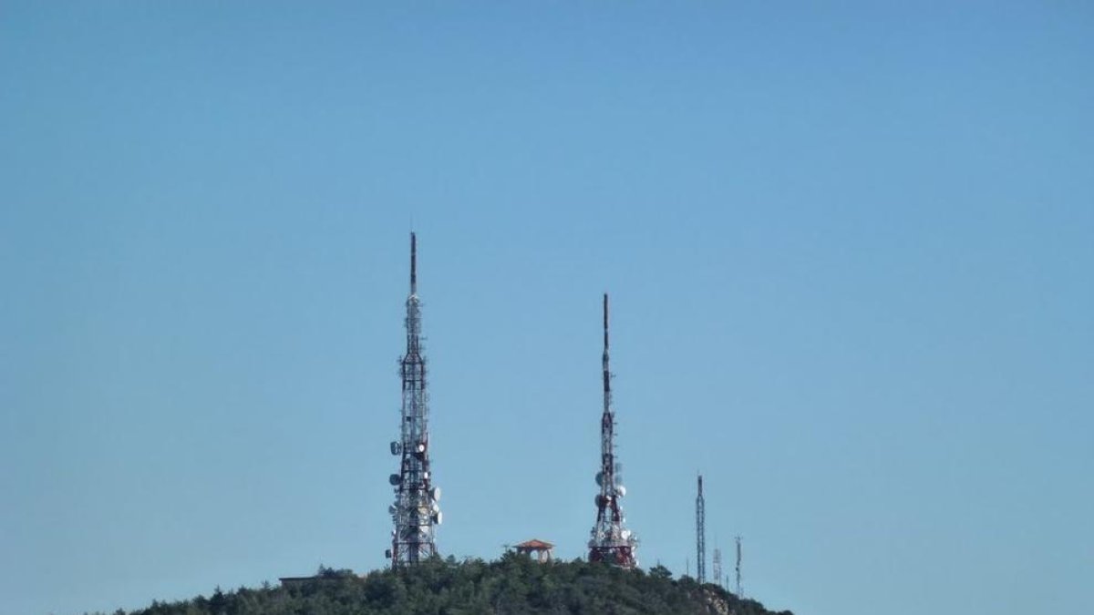 Una avería eléctrica afecta el centro emisor de la Mussara