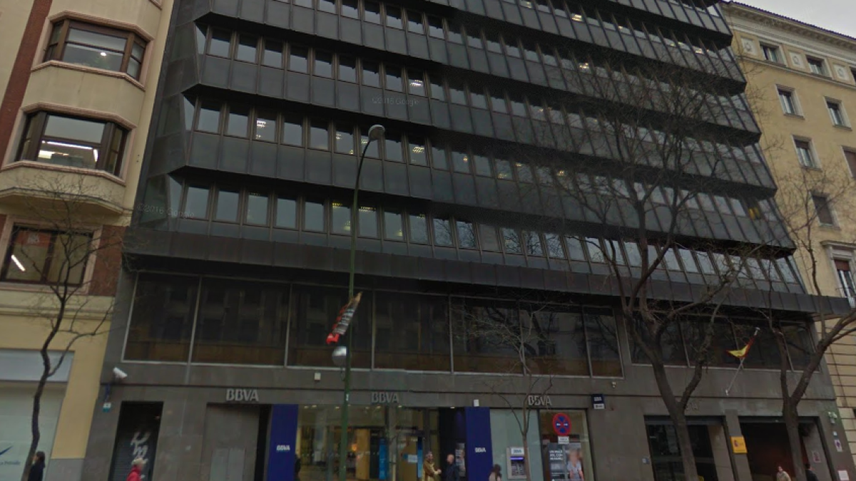 El juez archiva la causa contra dos jóvenes para quemar fotos del Rey