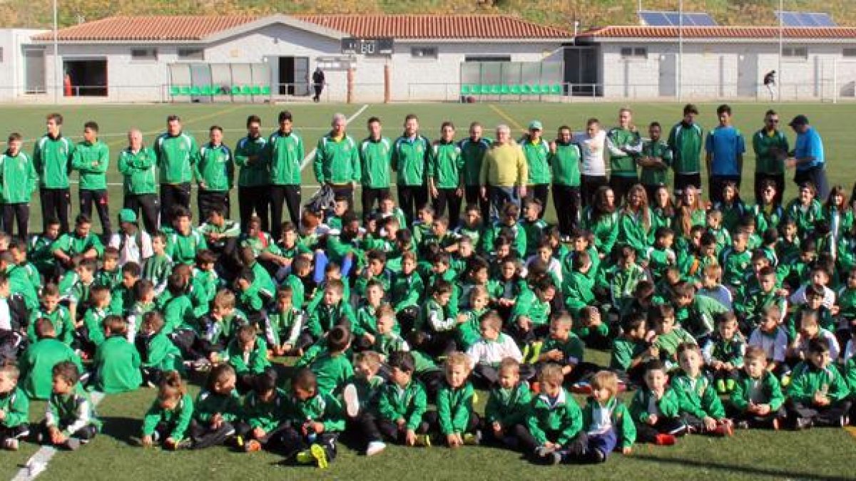 El Mas Pellicer presenta tots els seus equips