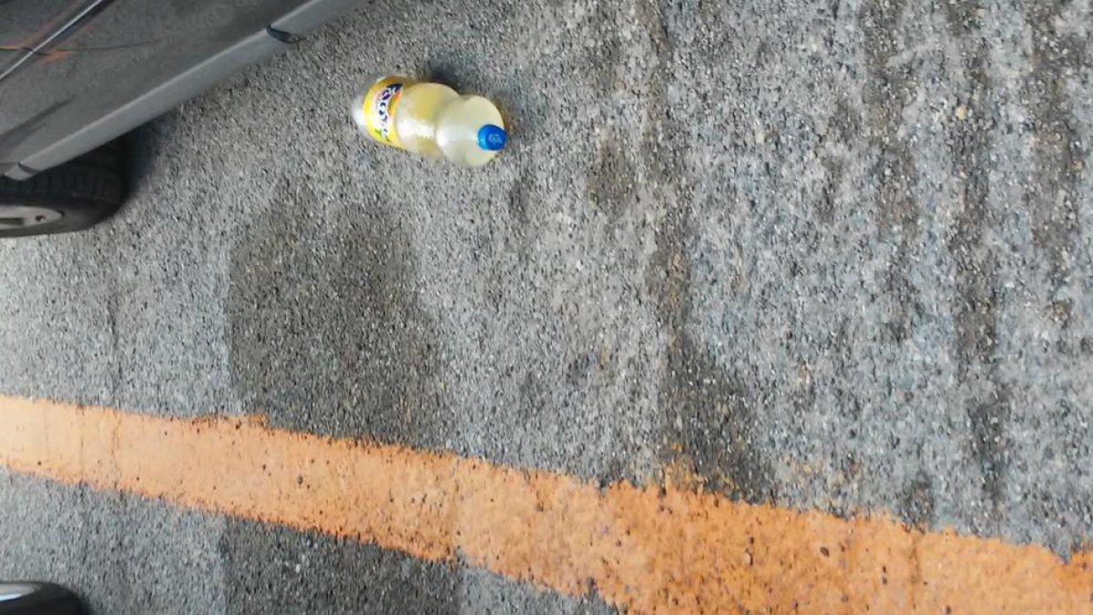 L'aparcament de la Tabacalera esdevé un punt de trobada pel 'botellón'