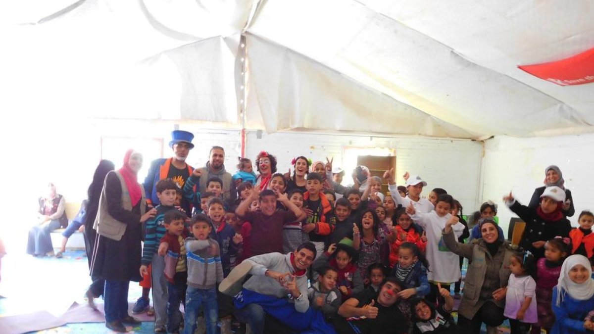 Pallassos Sense Fronteres de Tarragona actua davant de més de 4.000 refugiats a Jordània