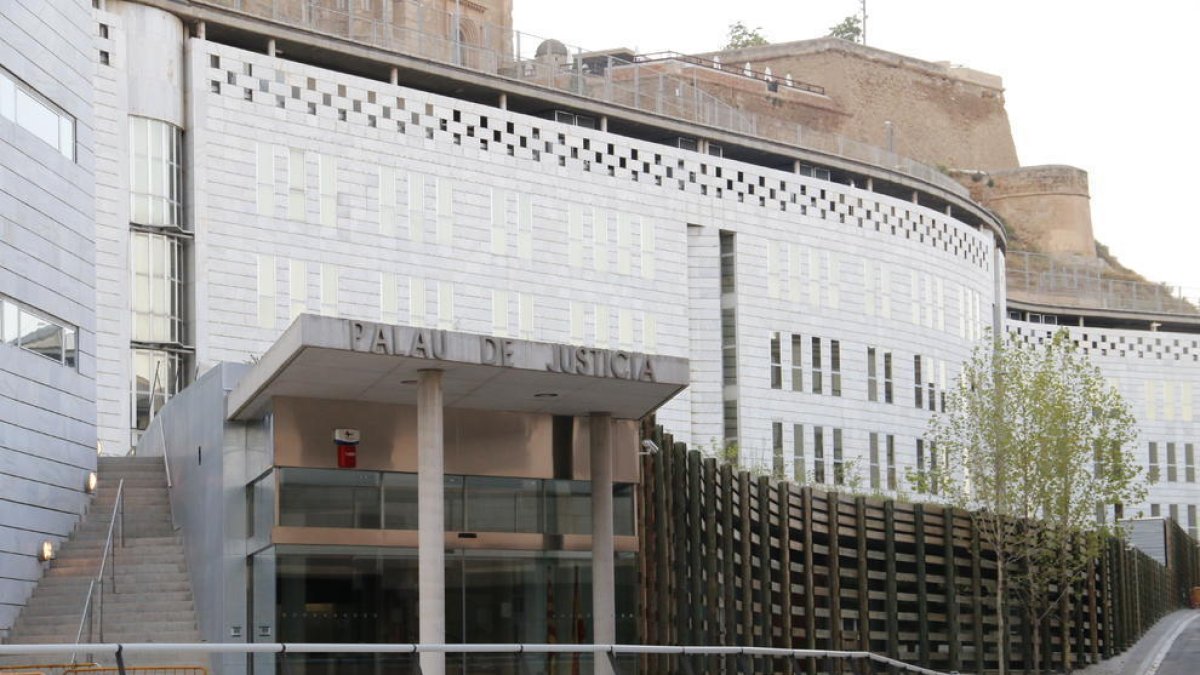 Un joyero reusense será juzgado entre 9 personas más por el robo de 31 viviendas