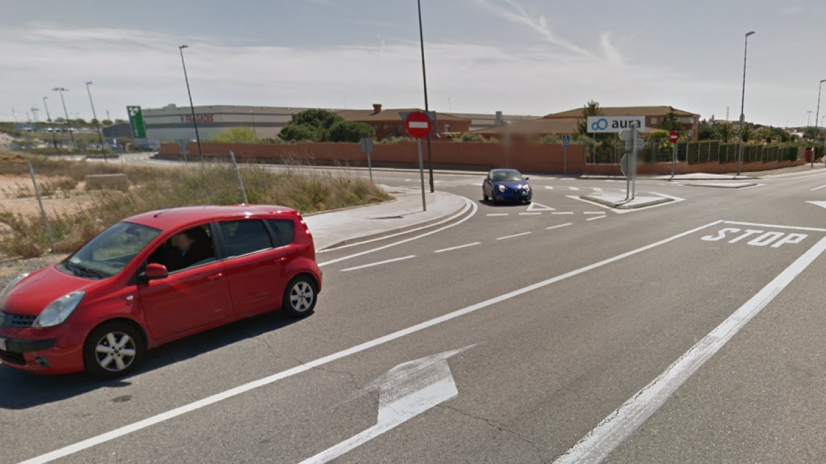 Herido un joven de 17 años al caer de la moto a la altura de la Canonja