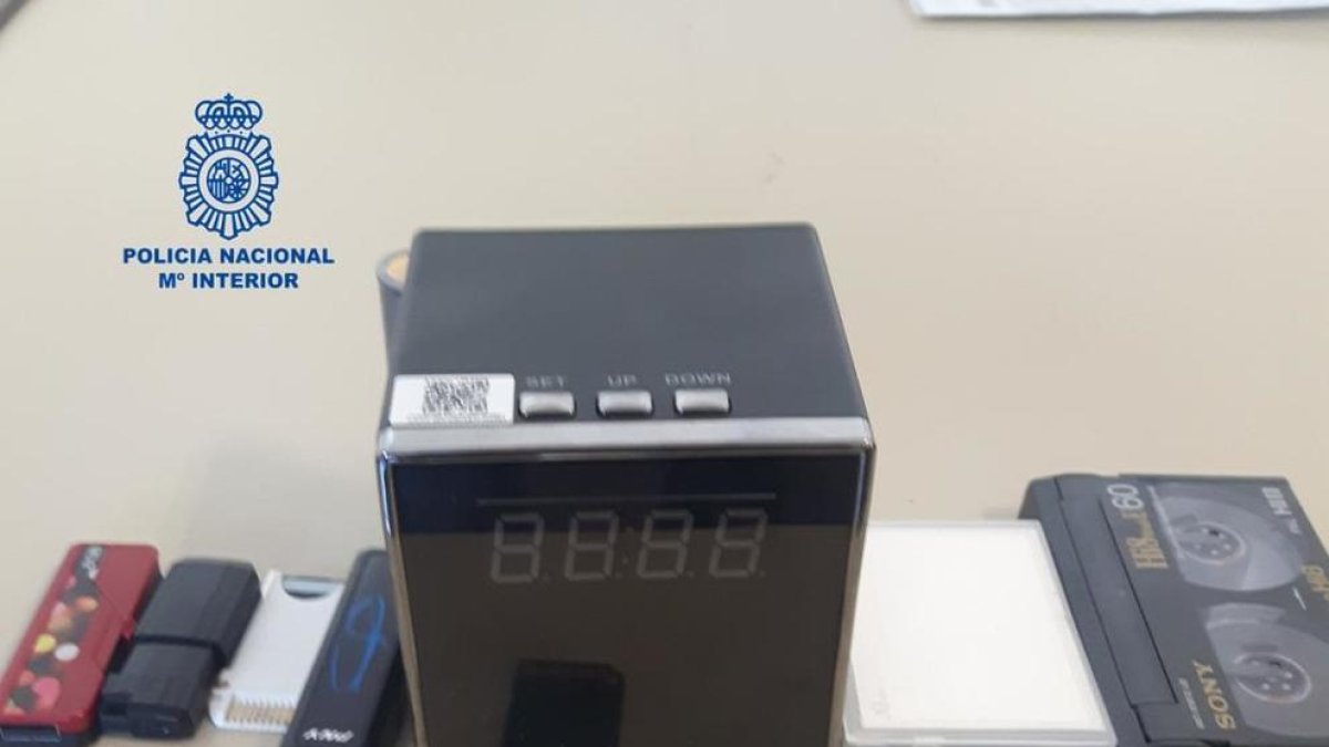 Detenido un propietario que gravaba a sus inquilinas con cámaras ocultas