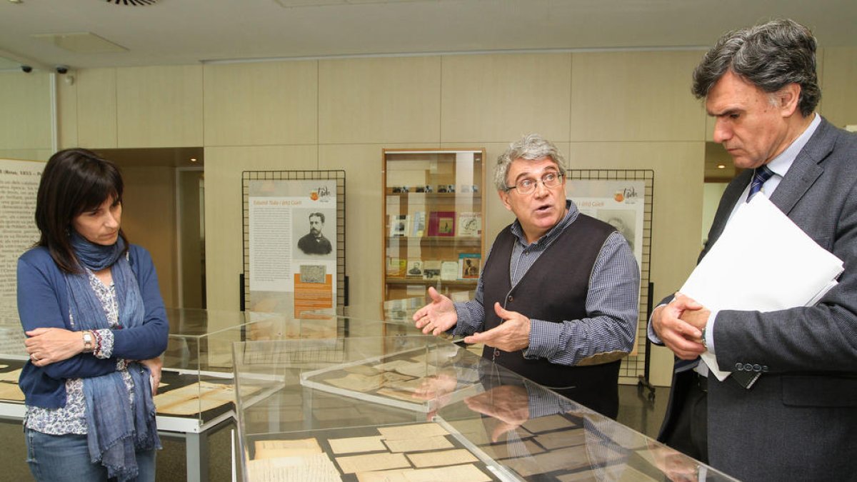 Ven la luz artículos y cartas sobre la relación entre Eduard Toda y 'Los Güell'