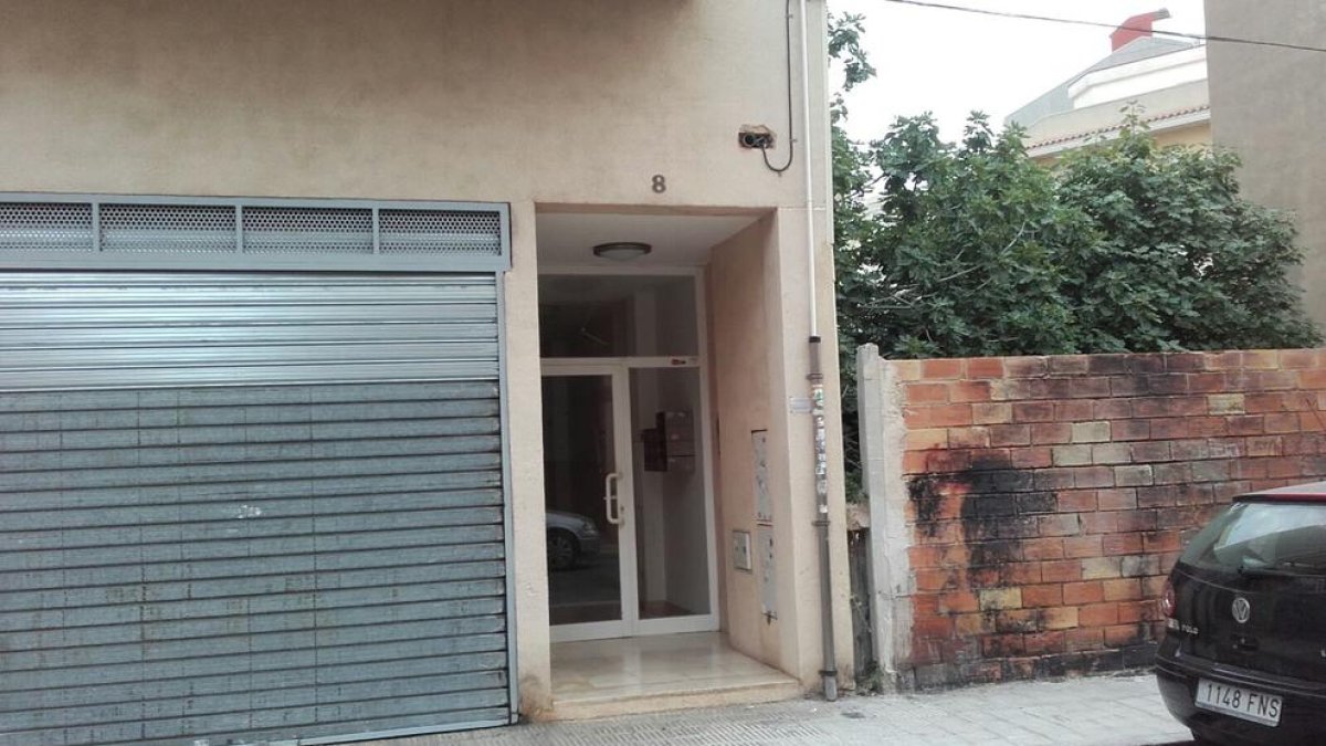 Els veïns de la Torre alerten de robatoris comesos per una dona