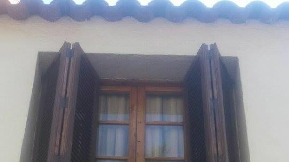 Una veïna de Roda de Barà denuncia manca d'actuació de la policia local