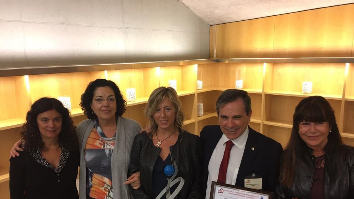 El proyecto cuidadorascronicos.com de la URV reconocido con un premio de enfermería