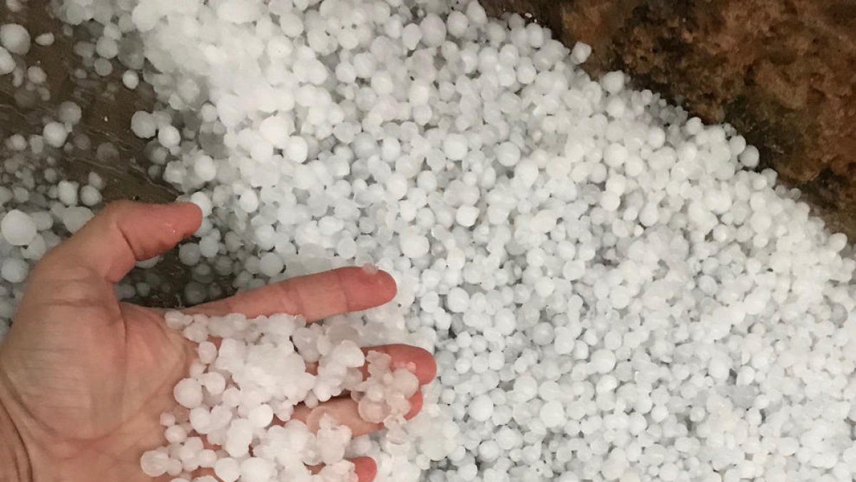 Bombers i 112, alerta per les pluges de dissabte