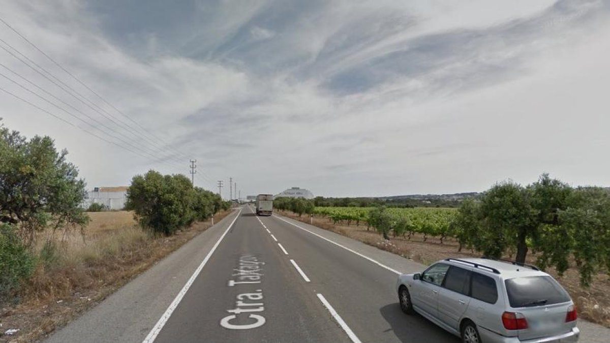 Sis quilòmetres de retencions a l'N-340 al Vendrell en sentit Nord per l'operació tornada