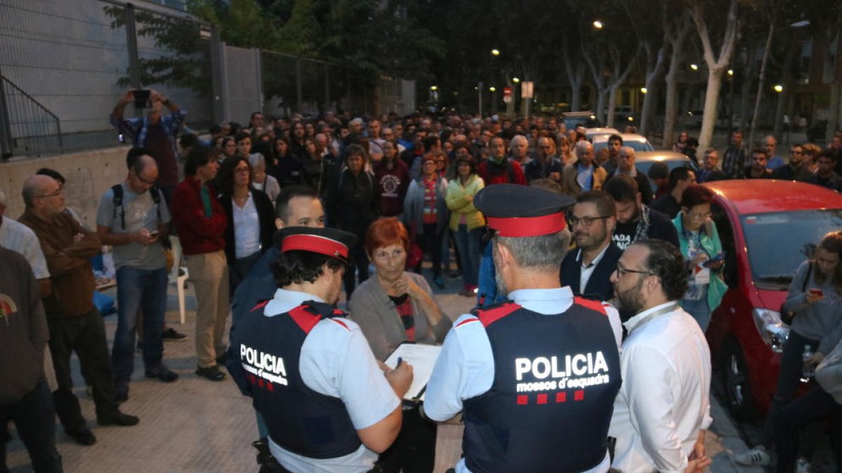 L'ACM i l'AMI es proposen desmuntar «les mentides sobre l'1-O» amb testimonis d'alcaldes