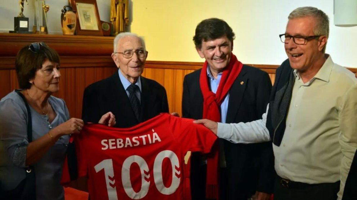 Muere el socio número 2 del Nàstic a los 100 años