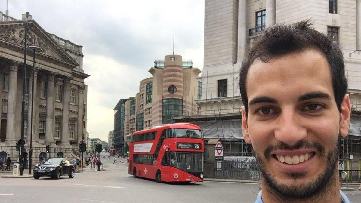 Marc Bertran: «Miro els cotxes dues vegades per veure que hi ha un conductor»