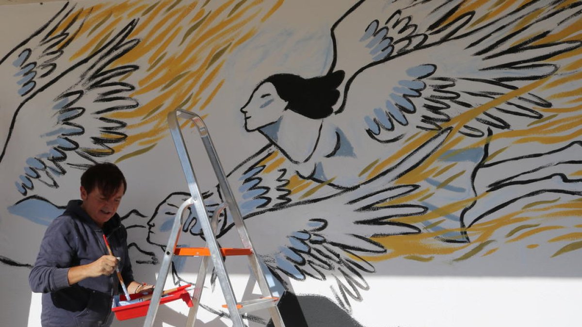 codi, Roquetes, pavelló, policial, QR, mural, imatges, Guàrdia Civil, placa, 1-O, poliesportiu, violència