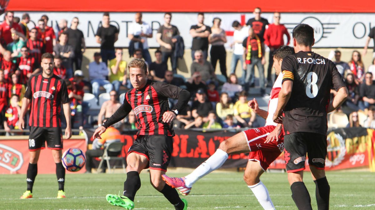 La penúltima alegria, a casa