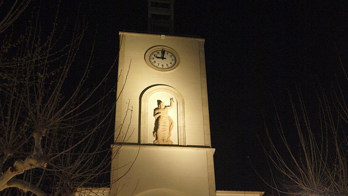 Cambrils trasllada a Jesús Natzaré de parròquia en un acte molt emotiu