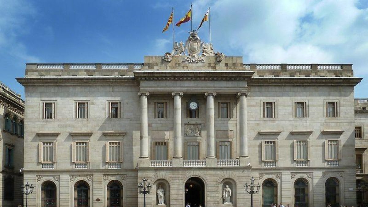La Junta Electoral de Barcelona obliga l'Ajuntament a despenjar un contingut de la web per incomplir la norma electoral