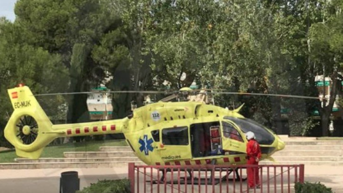 Un niño de 9 años en estado grave después de ser atropellado en el Vendrell mientras iba en patinete