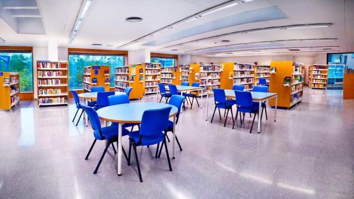 La Biblioteca de Cambrils programa actividades para la temporada veraniega