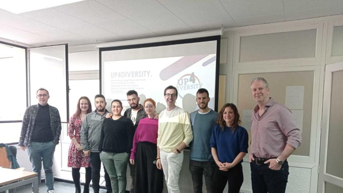 UP4Diversity, un programa de la URV per prevenir la violència contra joves LGTBIQ+