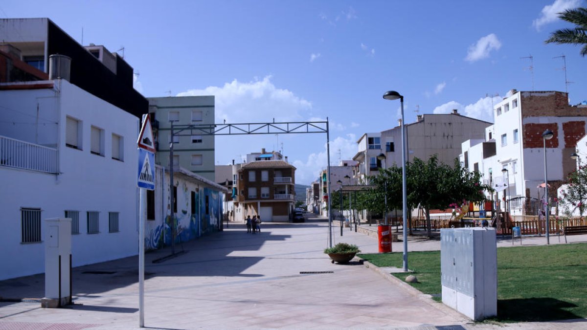 Les Cases d'Alcanar recuperan el pulso de los aguaceros de hace un año