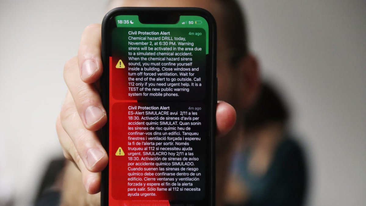 El simulacro de riesgo químico de Tarragona estrena el sistema de avisos en teléfonos móviles
