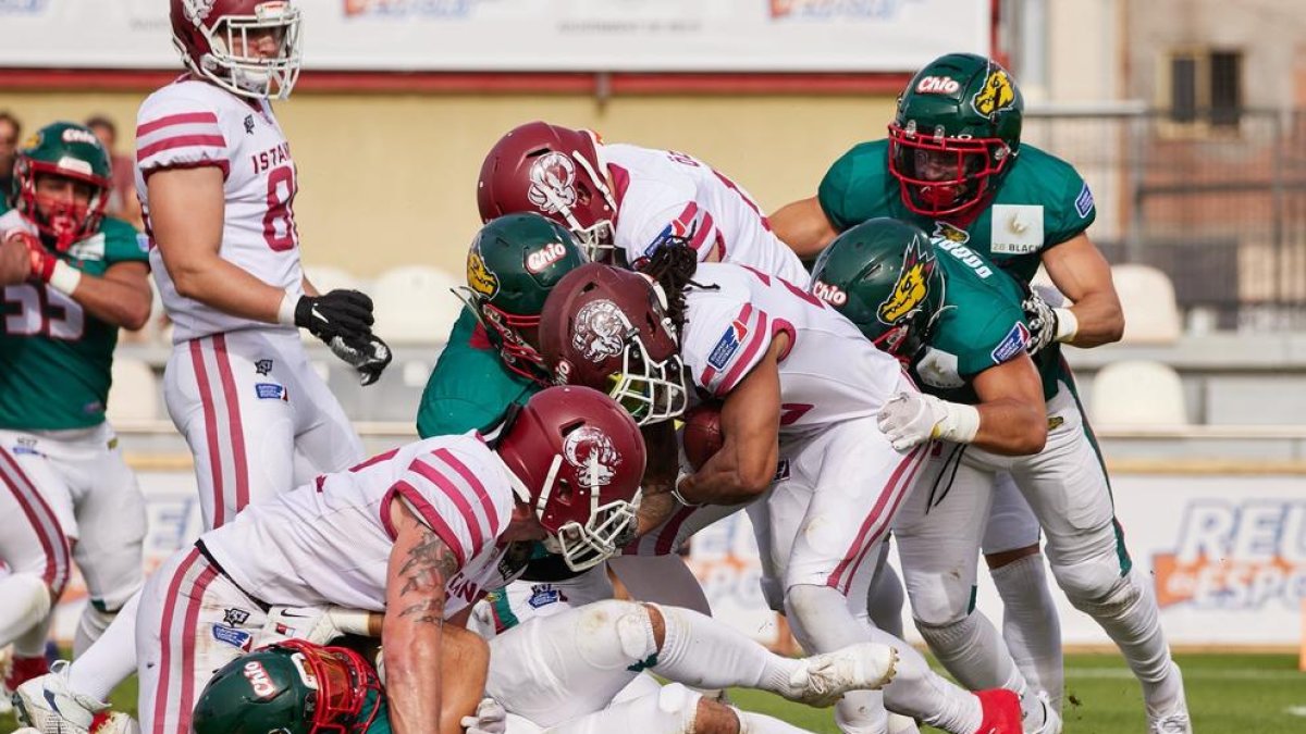 Els BCN Dragons destrossen els Istambul Rams a Reus i amplien la ratxa (7-41)