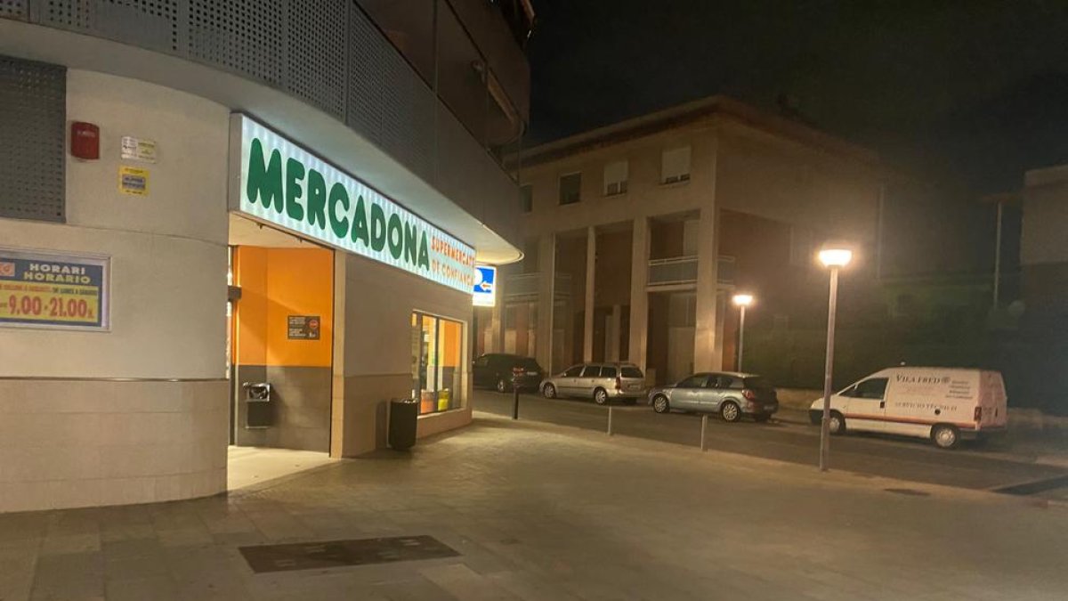 «He seguit els passos que deia el missatge i he entrat al supermercat»