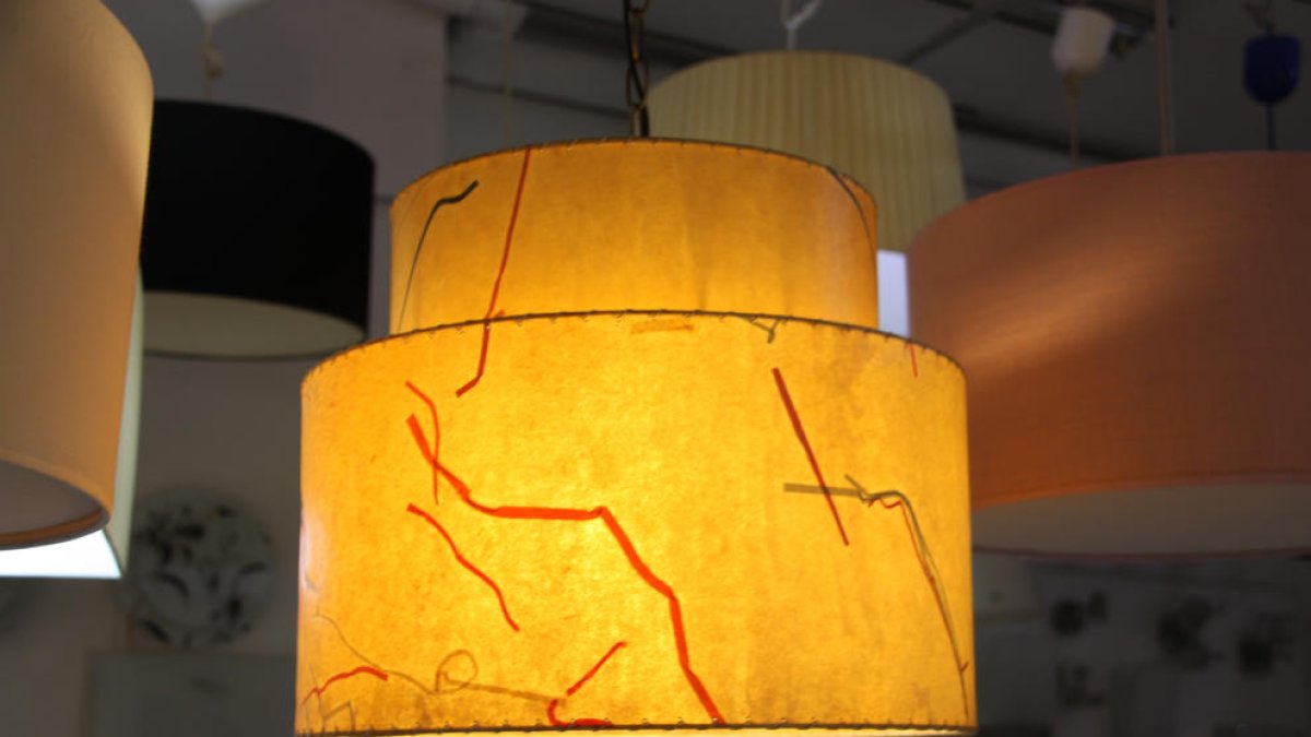 El preu de la llum baixarà un 20% aquest dissabte i se situarà en els 302,82 euros/MWh