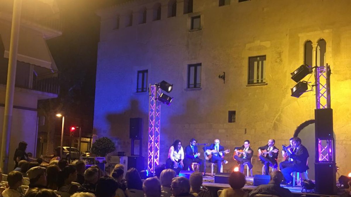 El Ayuntamiento de la Canonja presenta los espectáculos del «Surt a la fresca»