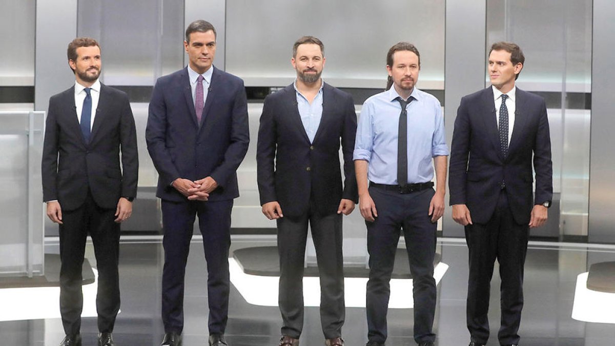 Sánchez passa de perfil per un debat que confirma la dificultat de pactes