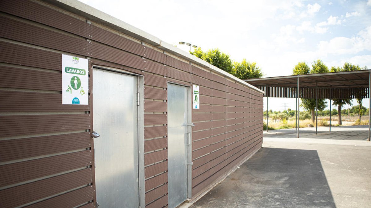 Nous lavabos públics al Mercat de Bonavista