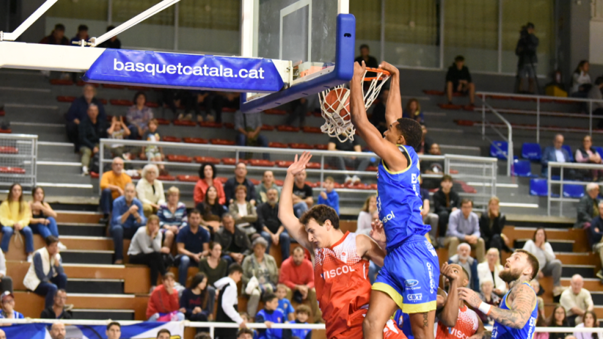 Victoria coral del CBT ante el CB Navàs (83-65)