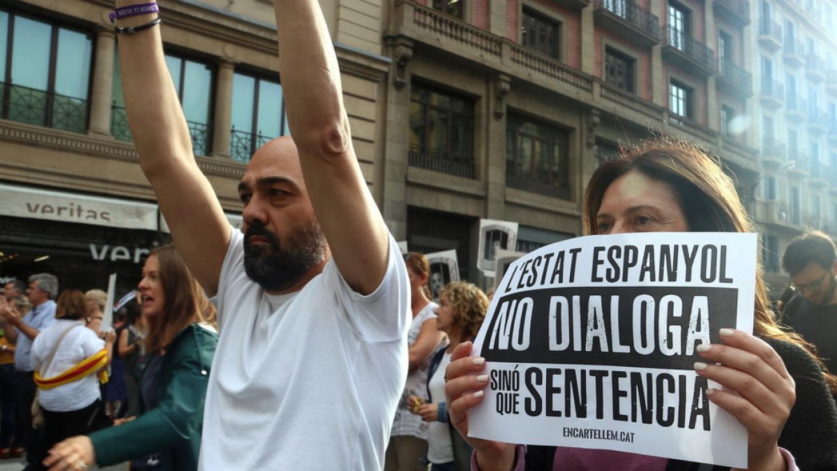 Els experts aposten per rebaixar les penes de presó per sedició per homologar el delicte als de la resta d'Europa