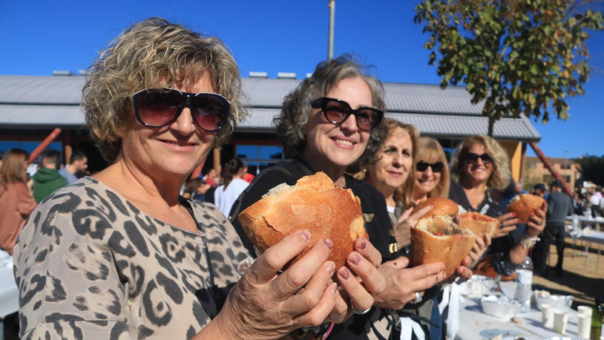 La Fiesta de la Clotxa de la Ribera de Ebro recupera el pulso con más de un millar de degustaciones