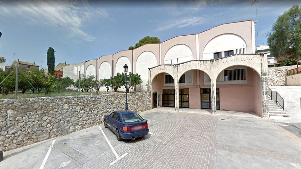 Licitan la instalación del equipamiento escénico del Casal La Violeta d'Altafulla