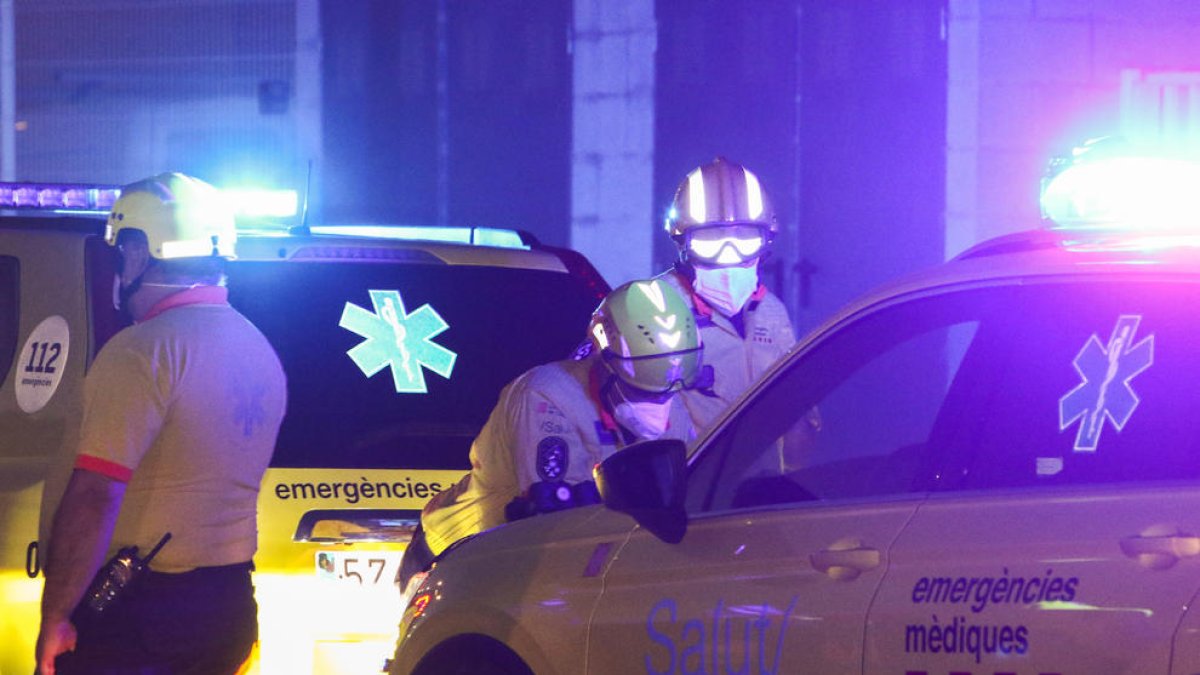 Estabilitzen el foc a la sofrera de Constantí però Protecció Civil segueix pendent del vent