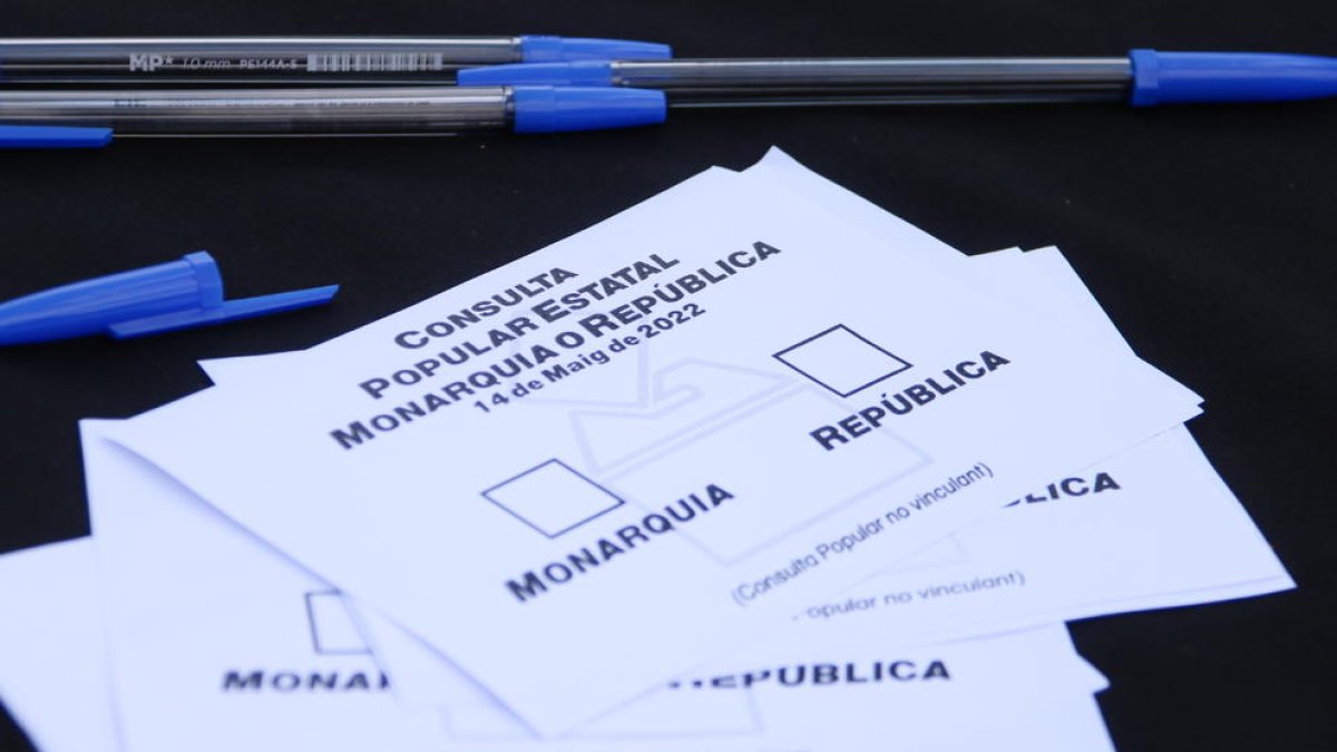 Tarragona tendrá puntos de votación para una consulta sobre monarquía o república