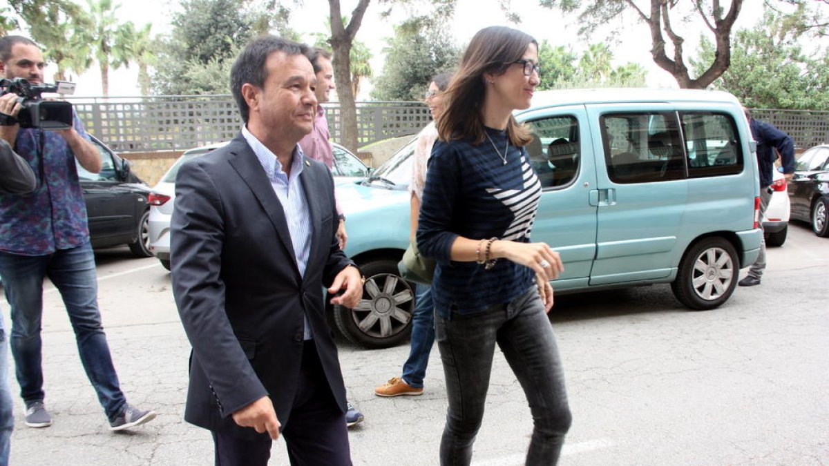 El portavoz del PSC de Amposta, Francesc Miró, deja el cargo para dedicarse a la Diputación