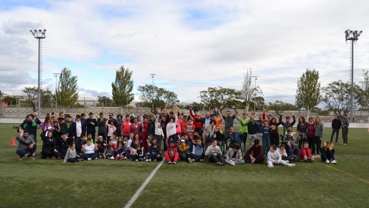 Unos 80 alumnos de los centros de educación especial de Reus participan en un encuentro deportivo