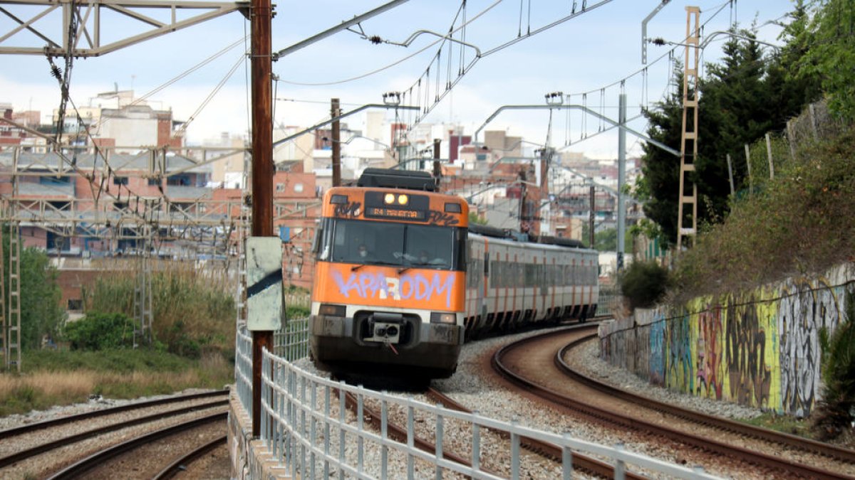 Las mujeres son sólo el 10% de los maquinistas en Rodalies, pero cada año crece el interés femenino por la profesión