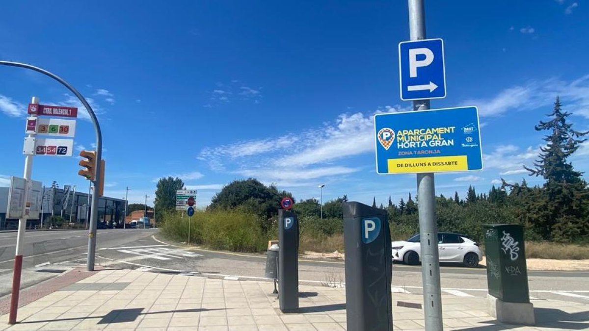 La EMT refuerza las frecuencias de sus líneas por las fiestas de Santa Tecla