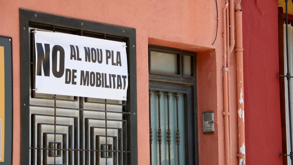 Veïns i comerciants s'oposen al nou Pla de Mobilitat del nucli antic de Calafell