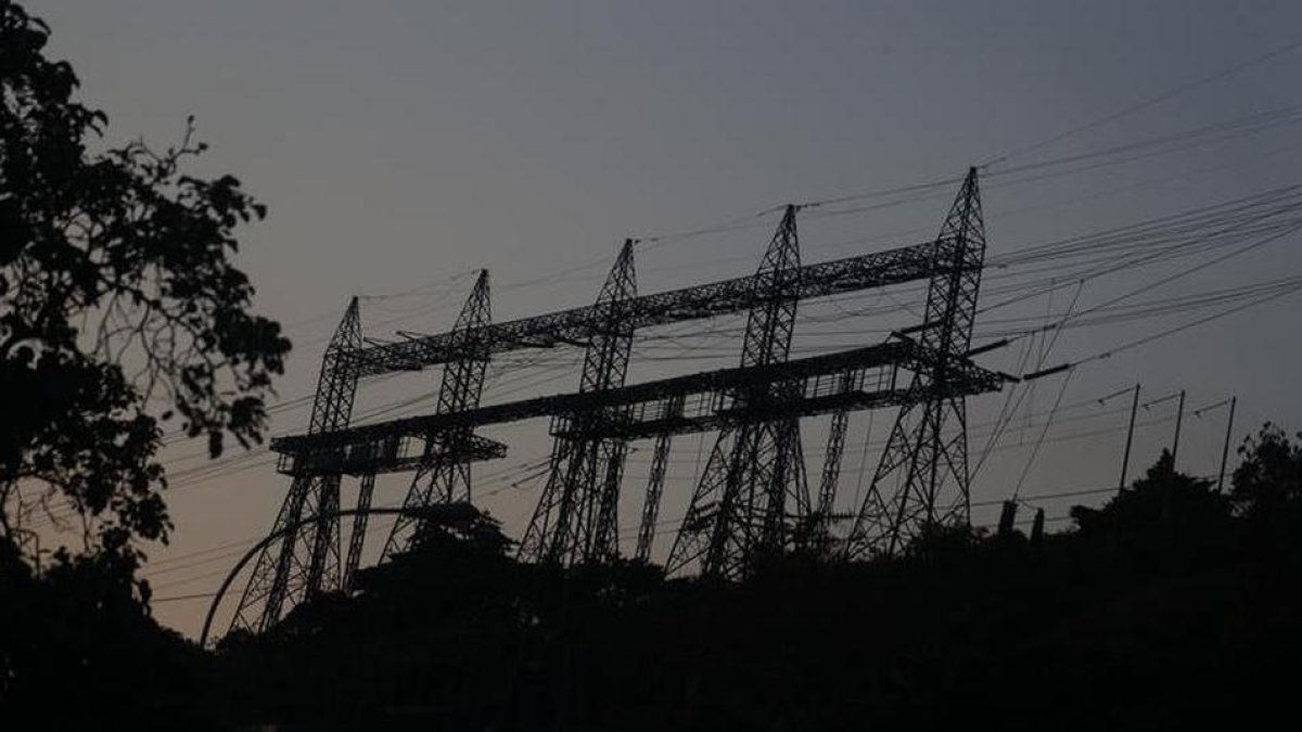 Unos 6.600 abonados de Terres de l'Ebre, sin luz después de fuertes lluvias de ayer